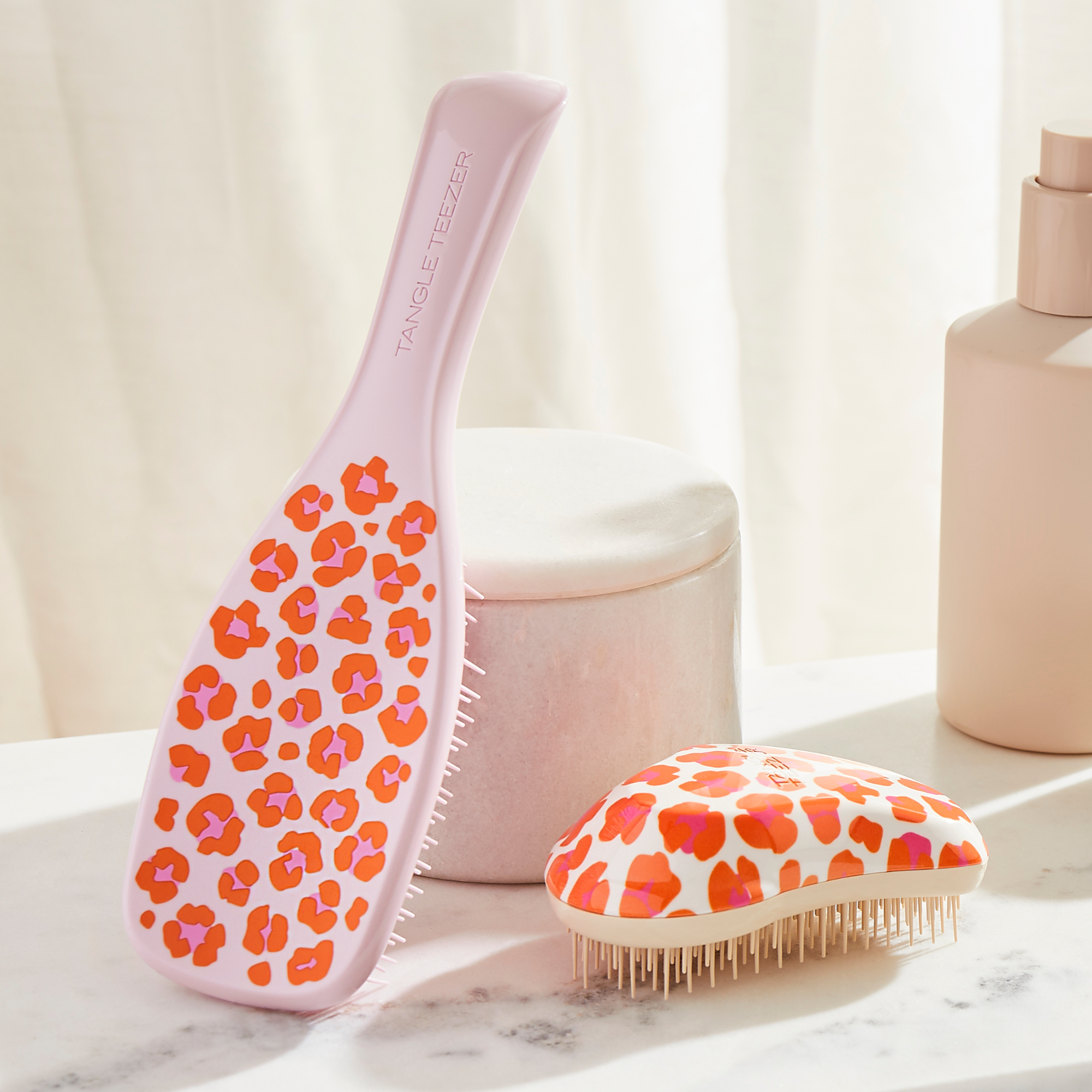 The Ultimate Detangler